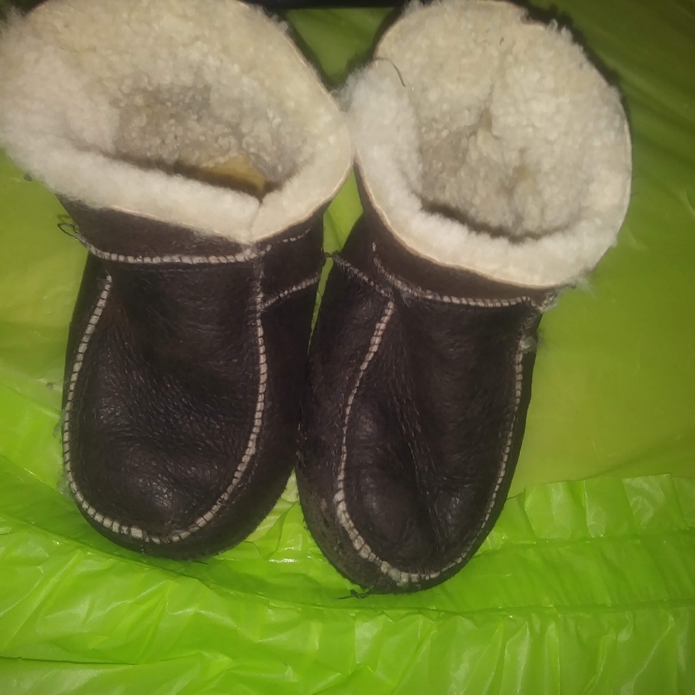 Children's unisex real shearling shoes/slippers